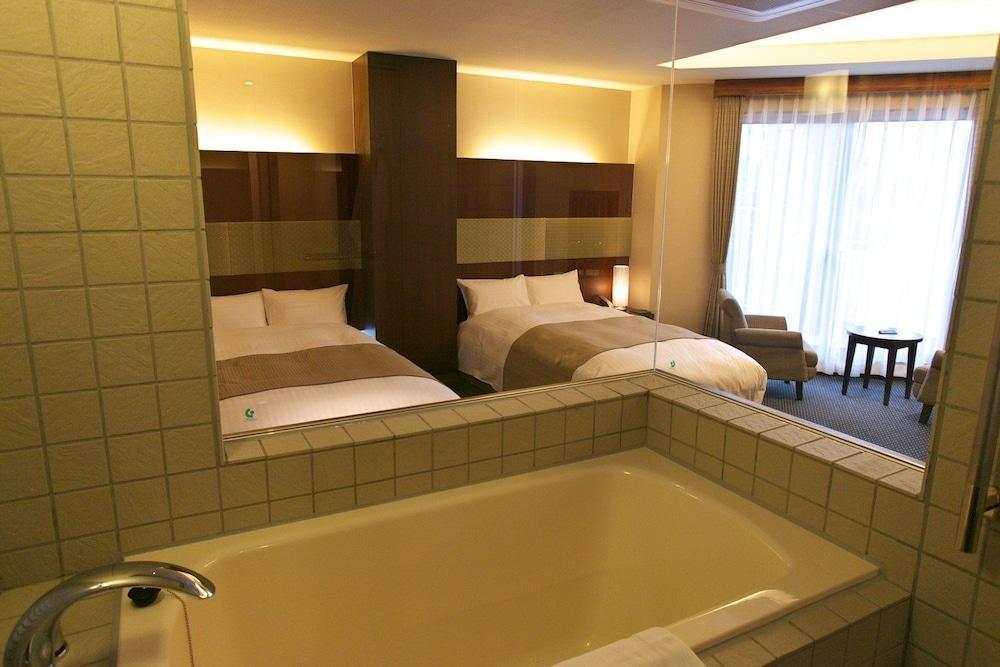 Ryotei Matsuya Honkan Suizenji Kumamoto Esterno foto
